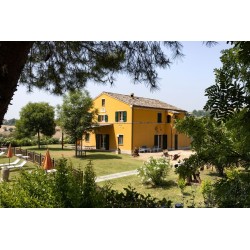 Villa Scuderi Country House B&B